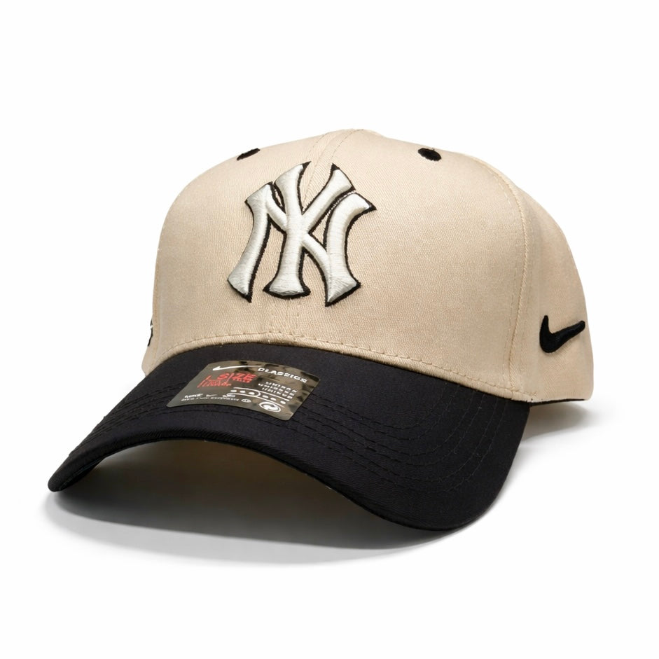 NEW ERA YANKEES CLÁSICA BEIGE